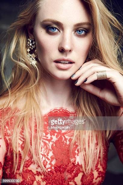 deborah ann woll hot|859 Fotos und hochauflösende Bilder zu Deborah Ann Woll Fotos